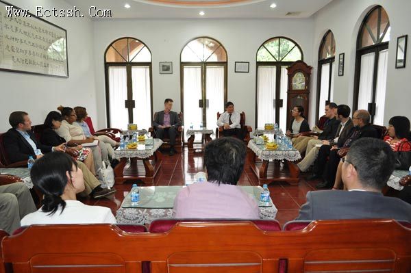 美国里士满神学院访问团来访我院 美国里士满神学院访问团来访我院